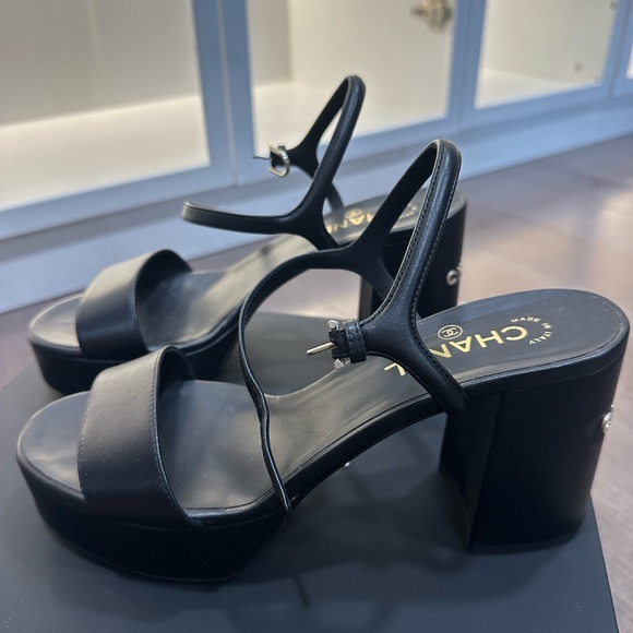 Chanel black block heels (sz 41) - Picture 1 of 4
